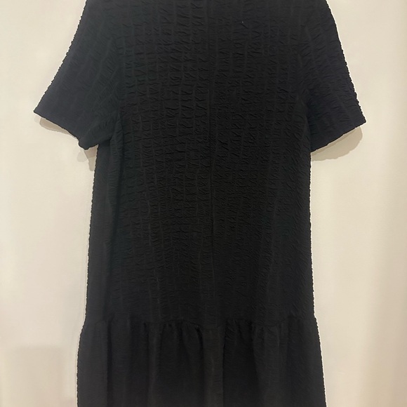 Black Dress - Picture 5 of 6